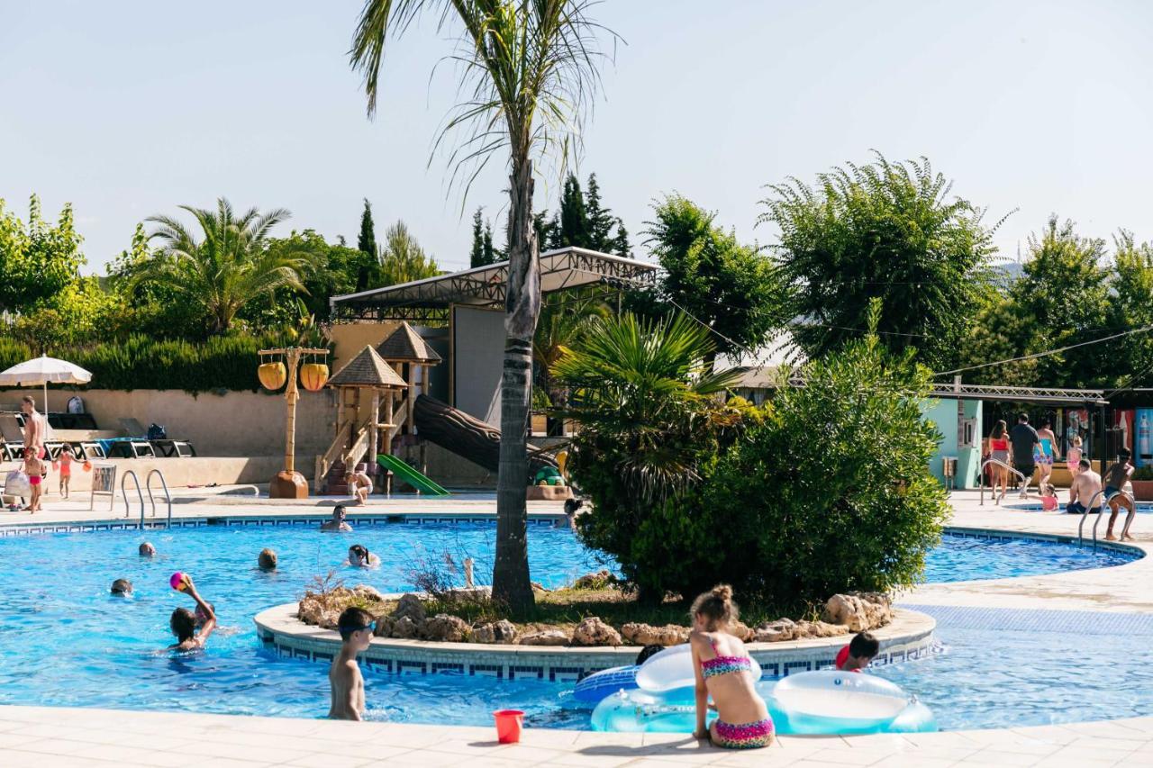 Camping Tucan - Mobile Homes By Lifestyle Holidays Lloret de Mar Dış mekan fotoğraf